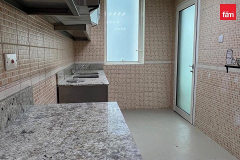 Снять в аренду квартиру в Dubai Sports City, Дубай: 2 спальни, 135.4м², № 40456 - фото 8