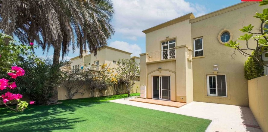 Villa in Dubai 3 bedrooms, 343.3 sq.m. № 83668
