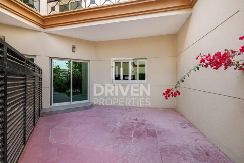 فيلا في Al Barsha 1, البرشاء, دبي 4 غرف نوم, 326.83 م² رقم 129919 - صورة 25