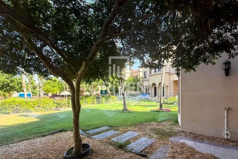 Villa en Canal Cove Villas, Palm Jumeirah, Dubai, 4 dormitorios, 468.79 m², № 129172 - foto 27