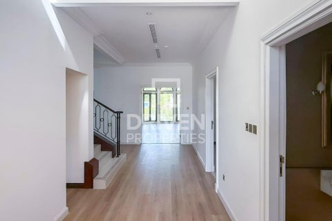 Villa en Canal Cove Villas, Palm Jumeirah, Dubai, 4 dormitorios, 468.79 m², № 129172 - foto 21