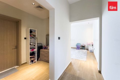 Villa à Dubai, 7 chambres, 1097.1 m², № 46863 - photo 24
