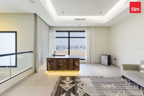 Villa à Dubai, 7 chambres, 1097.1 m², № 46863 - photo 5
