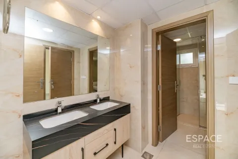 Villa in Meadows, Dubai 4 bedrooms, 381 sq.m. № 71290 - photo 11