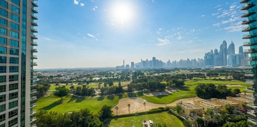 Appartement à The Views, Dubai, 1 chambre, 76.1 m², № 114534