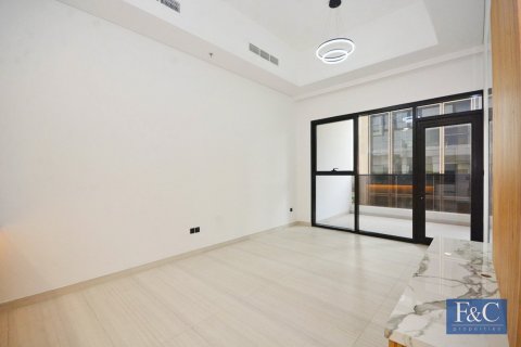 Apartment in Business Bay, Dubai 3 bedrooms, 137 sq.m. № 103838 - photo 25