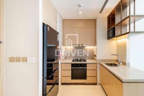 Apartment in Vida Residences Dubai Mall, Downtown Dubai (Downtown Burj Dubai), Dubai 2 bedrooms, 99.96 sq.m. № 128656 - photo 9