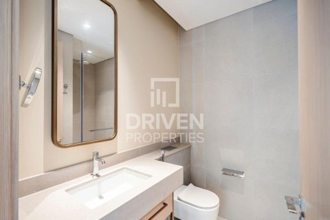 Apartment in Vida Residences Dubai Mall, Downtown Dubai (Downtown Burj Dubai), Dubai 2 bedrooms, 99.96 sq.m. № 128656 - photo 11