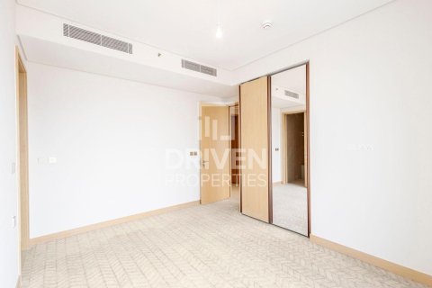 Apartment in Vida Residences Dubai Mall, Downtown Dubai (Downtown Burj Dubai), Dubai 2 bedrooms, 99.96 sq.m. № 128656 - photo 6