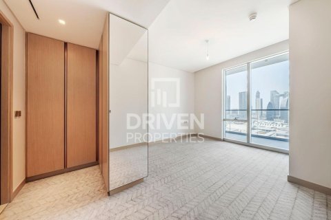Apartment in Vida Residences Dubai Mall, Downtown Dubai (Downtown Burj Dubai), Dubai 2 bedrooms, 111.95 sq.m. № 128655 - photo 4