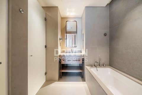 Apartment in Vida Residences Dubai Mall, Downtown Dubai (Downtown Burj Dubai), Dubai 2 bedrooms, 111.95 sq.m. № 128655 - photo 20