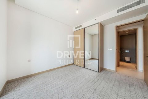 Apartment in Vida Residences Dubai Mall, Downtown Dubai (Downtown Burj Dubai), Dubai 2 bedrooms, 111.95 sq.m. № 128655 - photo 2