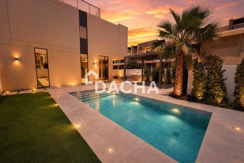 Вилла в EMAAR South, Dubai South (Dubai World Central), Дубай, 4 спальни, 226м², № 118892