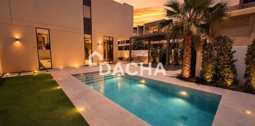Вилла в EMAAR South, Dubai South (Dubai World Central), Дубай, 4 спальни, 226м², № 118892