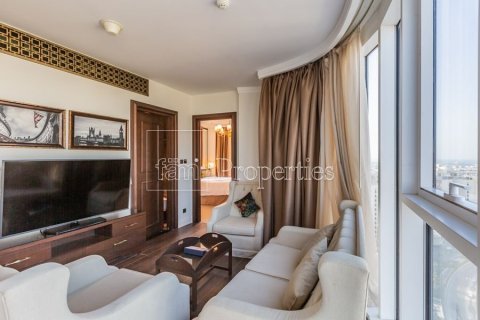 Купить апартаменты в отеле в Пальме Джумейре, Дубай: 1 спальня, 75.6м², № 6091 - фото 3
