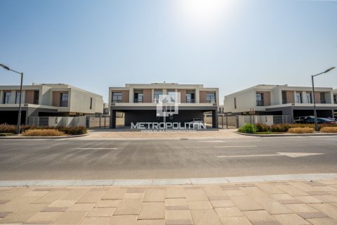 Adosado en The Pulse, Dubai South (Dubai World Central), Dubai, 4 dormitorios, 368 m², № 73593 - foto 5