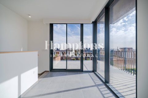 Villa in Arabian Ranches 3, Dubai 4 bedrooms, 301.47023500 sq.m. № 63419 - photo 11