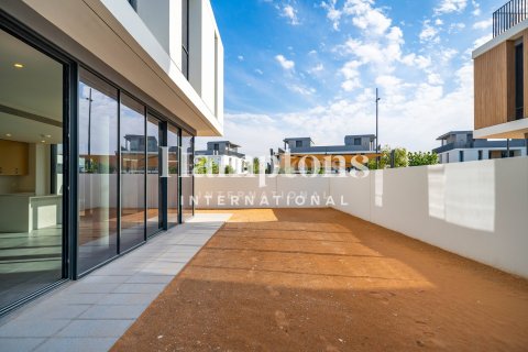 Villa in Arabian Ranches 3, Dubai 4 bedrooms, 301.47023500 sq.m. № 63419 - photo 14