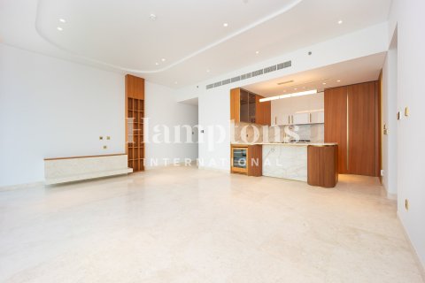 Apartment in FIVE Palm Jumeirah, Palm Jumeirah, Dubai 3 bedrooms, 187.84986600 sq.m. № 63421 - photo 2
