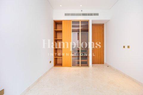 Apartment in FIVE Palm Jumeirah, Palm Jumeirah, Dubai 3 bedrooms, 187.84986600 sq.m. № 63421 - photo 14
