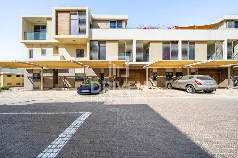 Apartment in The Pulse, Dubai South (Dubai World Central), Dubai 2 bedrooms, 169.08 sq.m. № 135750