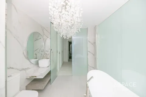 Apartment in Dubai Marina, Dubai 3 bedrooms, 201 sq.m. № 62349 - photo 10