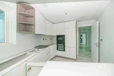 Apartment in Dubai Marina, Dubai 3 bedrooms, 201 sq.m. № 62349 - photo 6