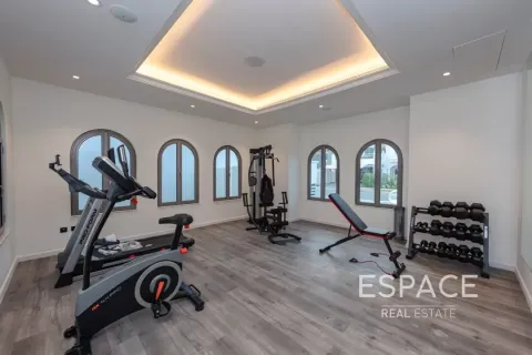 Villa in Palm Jumeirah, Dubai 4 bedrooms, 511 sq.m. № 62344 - photo 13