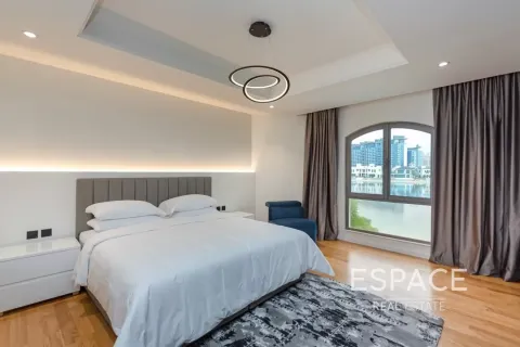 Villa in Palm Jumeirah, Dubai 4 bedrooms, 511 sq.m. № 62344 - photo 9