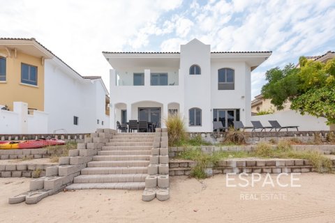 Villa in Palm Jumeirah, Dubai 4 bedrooms, 511 sq.m. № 62344 - photo 18