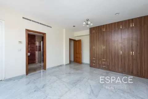 Villa in Arabian Ranches, Dubai 6 bedrooms, 790 sq.m. № 62346 - photo 10