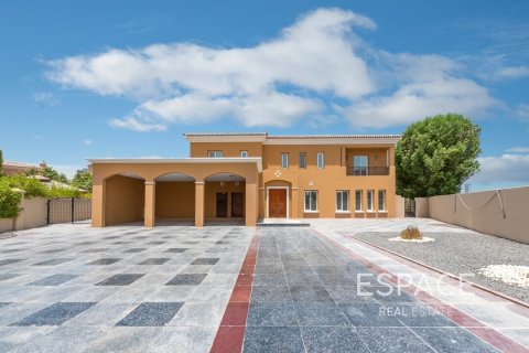 Villa in Arabian Ranches, Dubai 6 bedrooms, 790 sq.m. № 62346 - photo 19