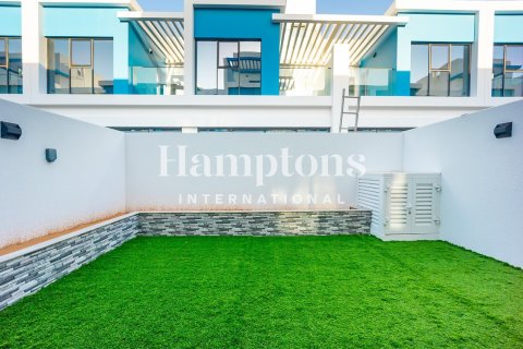 Снять в аренду таунхаус в Damac Lagoons, Дубай: 5 спален, 143.99965000м², № 83181 - фото 8