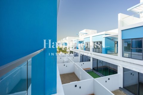 Снять в аренду таунхаус в Damac Lagoons, Дубай: 5 спален, 143.99965000м², № 83181 - фото 27