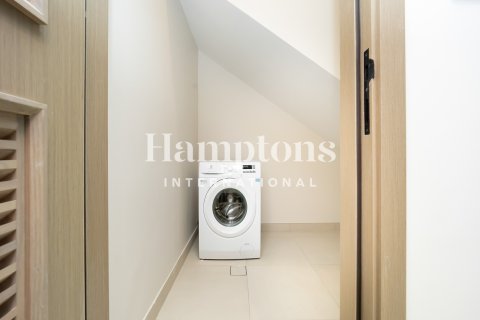 Снять в аренду таунхаус в Damac Lagoons, Дубай: 5 спален, 143.99965000м², № 83181 - фото 2