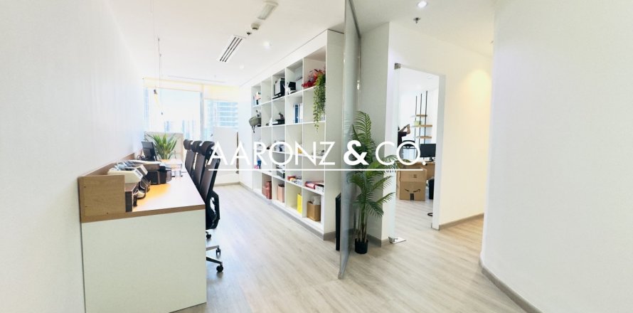 Oficina en Business Bay, Dubai, 109 m², № 83176