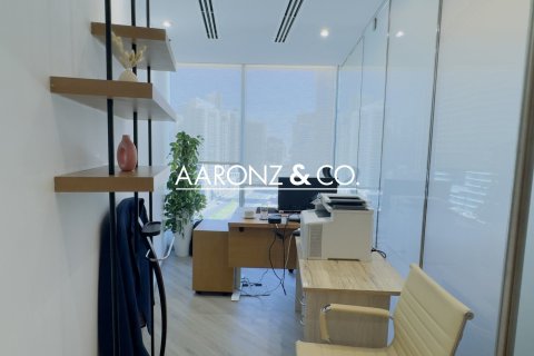 Oficina en Business Bay, Dubai, 109 m², № 83176 - foto 9