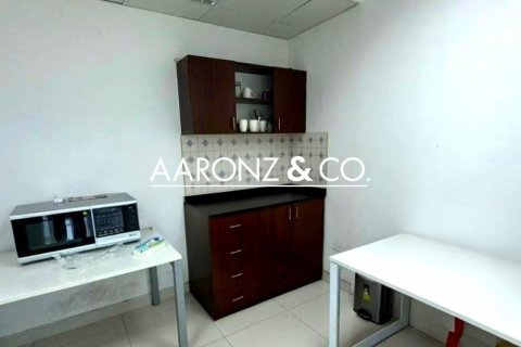 Снять в аренду офис в Бизнес-Бэе, Дубай: 102м², № 83180 - фото 12