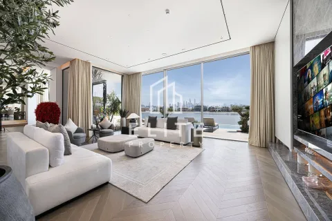 Villa in Signature Villas, Palm Jumeirah, Dubai 6 bedrooms, 1420 sq.m. № 121188 - photo 8