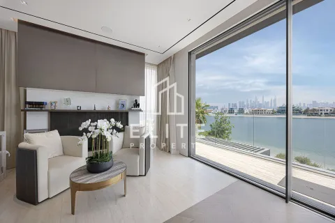 Villa in Signature Villas, Palm Jumeirah, Dubai 6 bedrooms, 1420 sq.m. № 121188 - photo 26