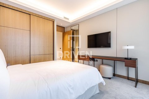 Apartment in Downtown Dubai (Downtown Burj Dubai), Dubai 3 bedrooms, 145 sq.m. № 20449 - photo 9