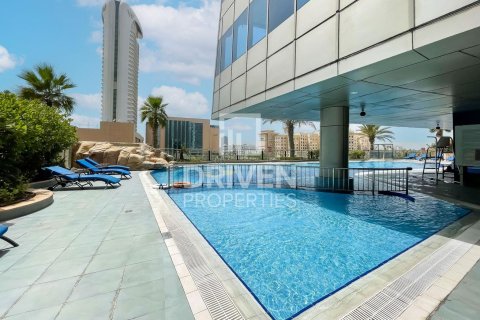 Apartment in Dubai Marina, Dubai 3 bedrooms, 147 sq.m. № 20438 - photo 21