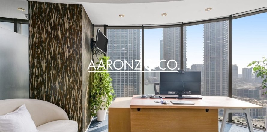 Office in Business Bay, Dubai 180 sq.m. № 95250