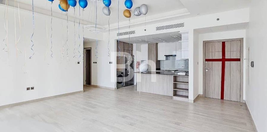 Appartement à Jumeirah Lake Towers, Dubai, 2 chambres, 140 m², № 58612