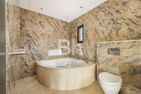 Villa à Palm Jumeirah, Dubai, 5 chambres, 623 m², № 58615 - photo 18