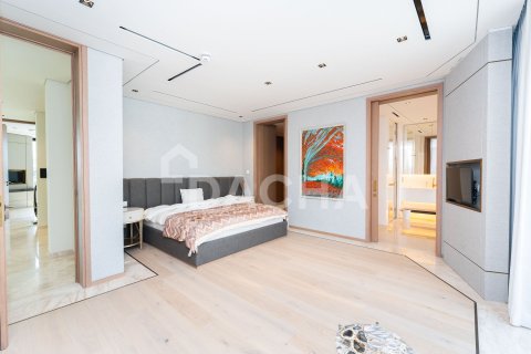 Villa in Signature Villas, Palm Jumeirah, Dubai 6 bedrooms, 1245 sq.m. № 111649 - photo 4