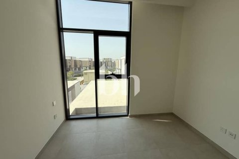 Townhouse in Mudon, Dubai 4 bedrooms, 174 sq.m. № 58699 - photo 15