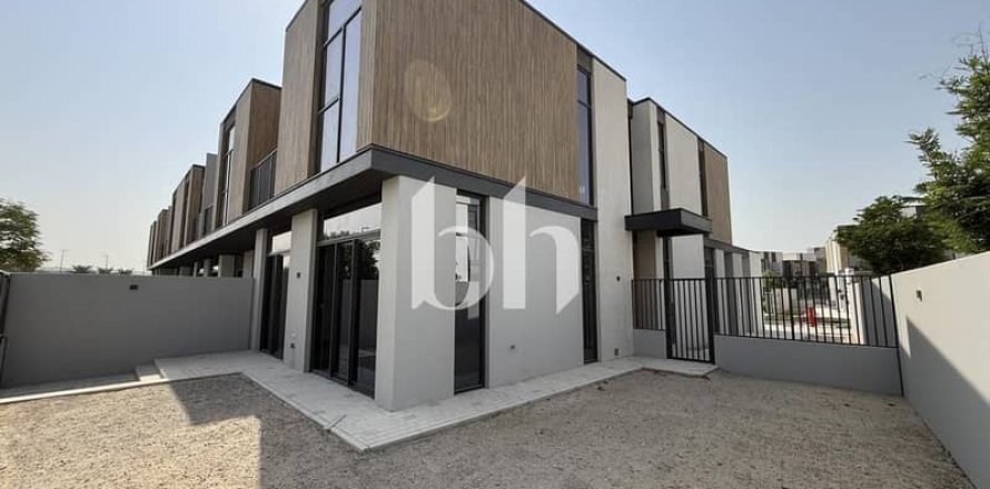 Townhouse in Mudon, Dubai 4 bedrooms, 174 sq.m. № 58699