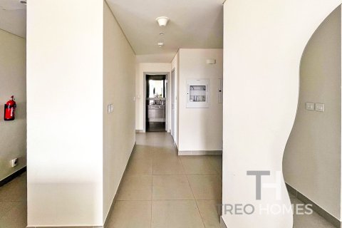 Снять в аренду квартиру в Бурдж-Халифе, Дубай: 2 спальни, 108м², № 13597 - фото 8