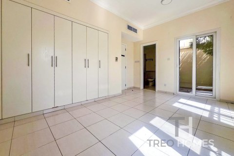 Villa in The Springs, Dubai 2 bedrooms, 153 sq.m. № 13607 - photo 9